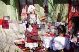 Румъния - Баба Марта - празник - българска общност