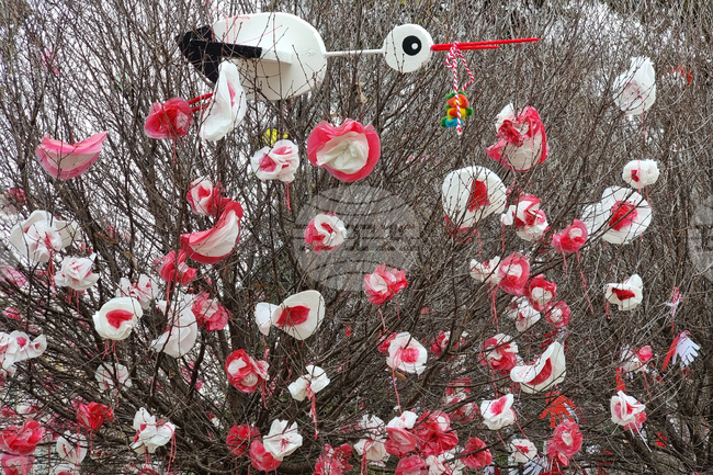 Ямбол - мартеници - украса