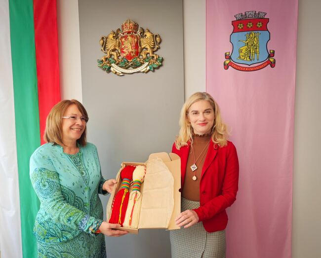 Министър Зарица Динкова: „Дом на розата“ посветен на Долината на розите, ще представя богатството на Розовата долина в София