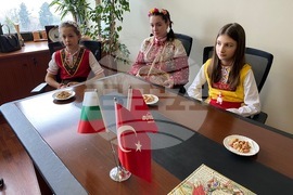 Турция - ученици - мартеници