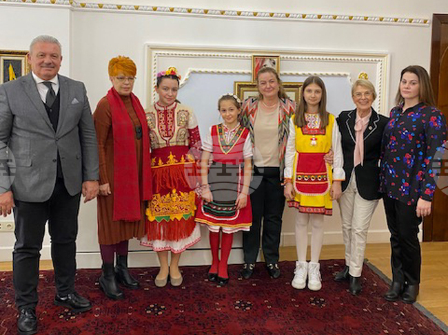 Турция - ученици - мартеници