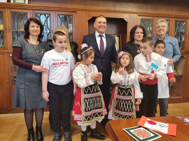 Честита Баба Марта от Община Плевен