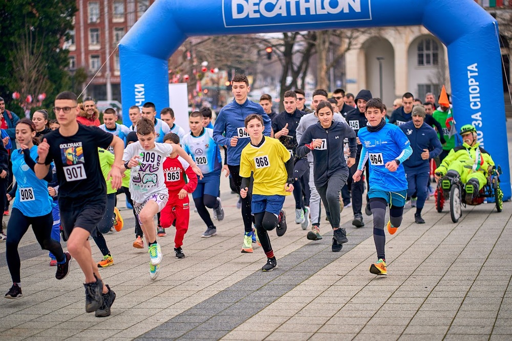  Община Плевен: Юбилейно 50-о издание на лекоатлетическа щафета и крос „Обиколка на Военноисторическите музеи“