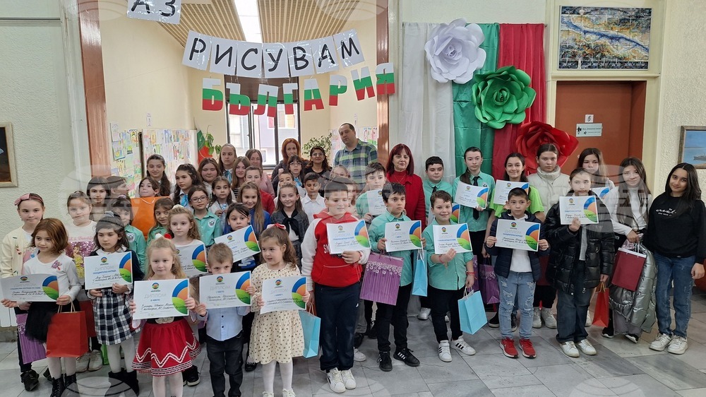В Тутракан наградиха победителите от патриотичен конкурс