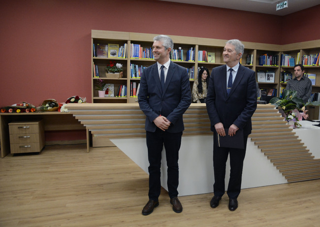 Кметът Благомир Коцев участва в откриването на най-модерната медицинска библиотека в страната