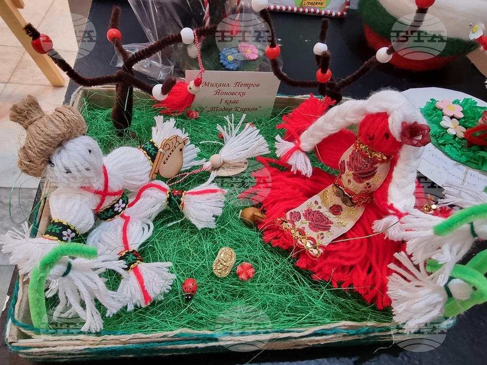 Ловеч - конкурс - мартеници