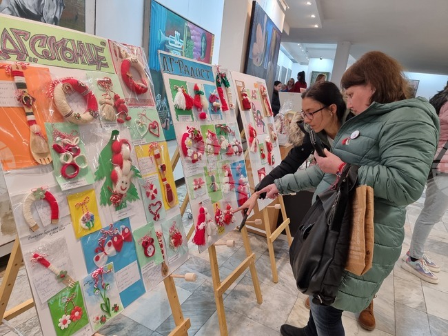 Ловеч - конкурс - мартеници