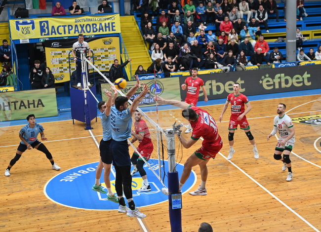 Нефтохимик победи Монтана в петгеймова драма с 38 точки в тайбрека