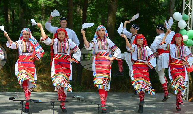 Село Малък Поровец - фолклорен събор "Илинден"