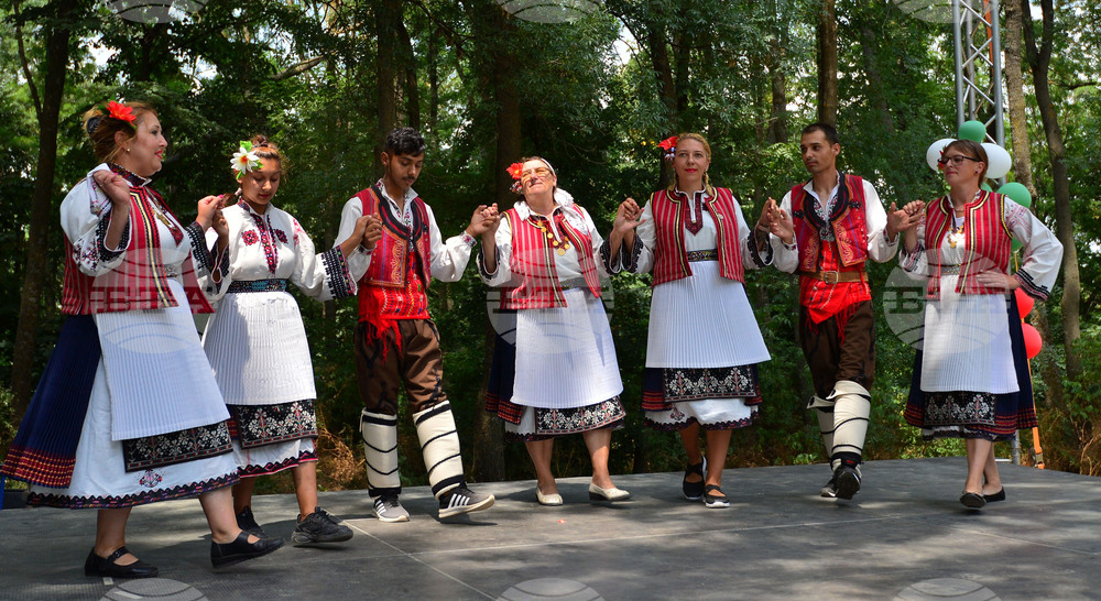 Село Малък Поровец - фолклорен събор "Илинден"