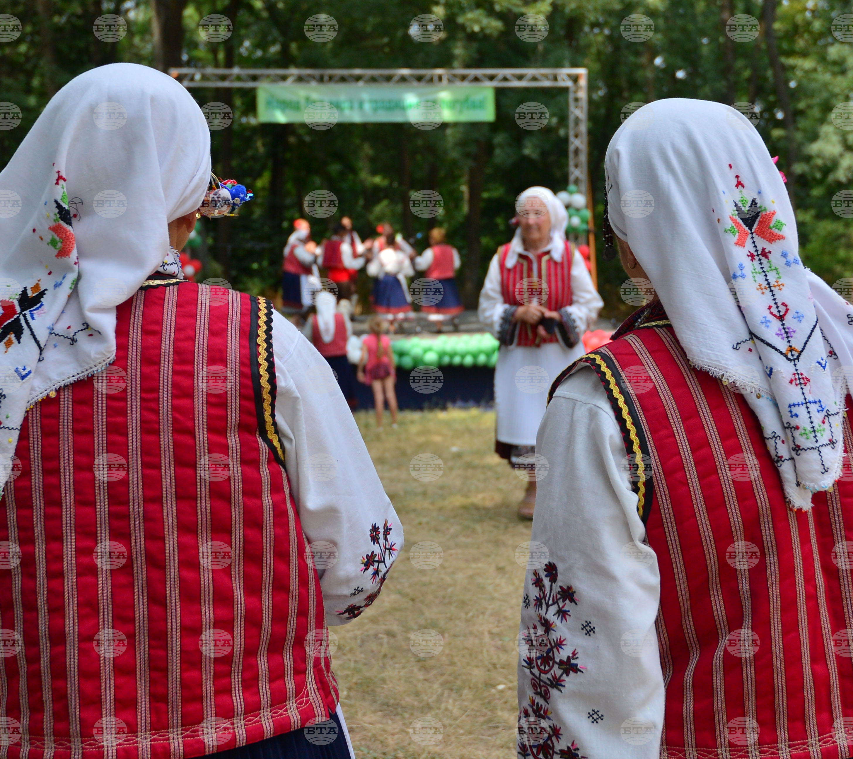 Село Малък Поровец - фолклорен събор "Илинден"