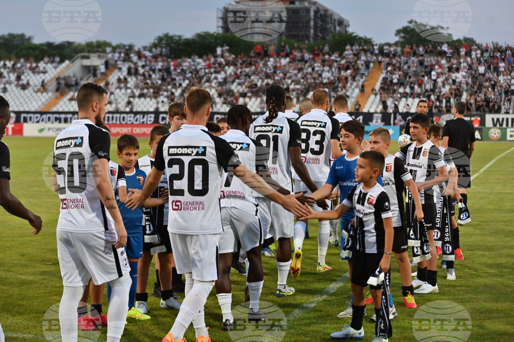 Пловдив - футбол - Локомотив Пловдив - Хебър