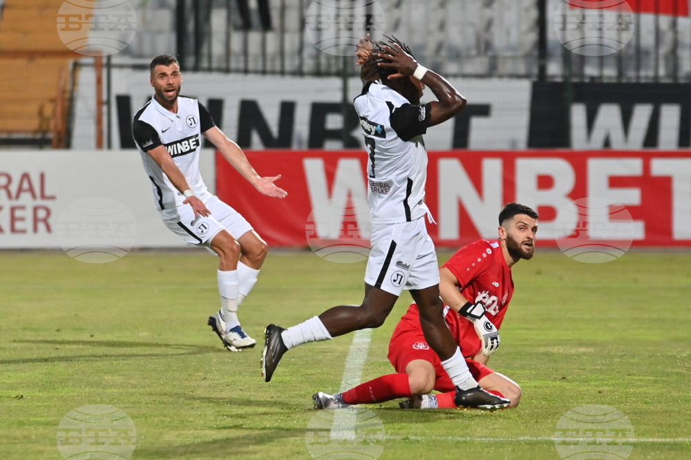 Пловдив - футбол - Локомотив Пловдив - Хебър