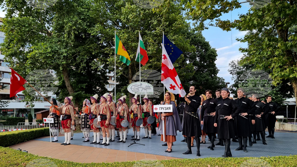 Добрич - фолклорен фестивал