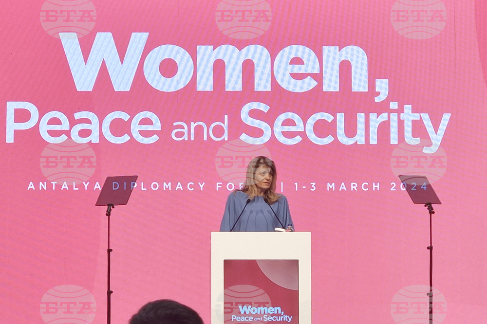 Bulgaria's First Lady Addresses Antalya Diplomacy Forum