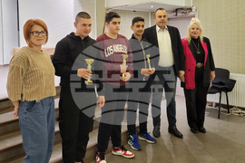 Самоков - Младежки дом - тенис на маса - награждаване