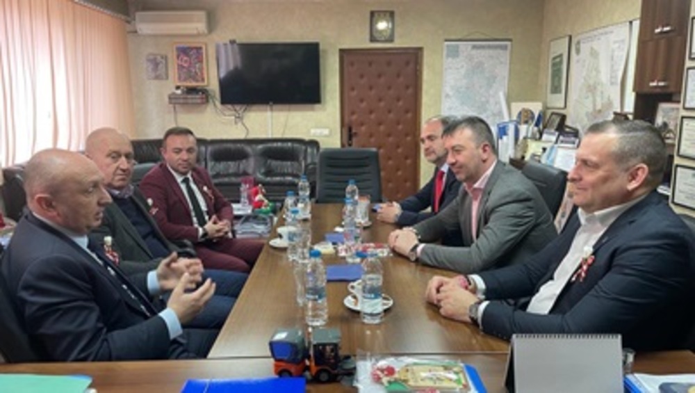 Програмата за трансгранично сътрудничество обсъдиха на среща в Костинброд представители на местната власт и посланикът на Република Сърбия у нас