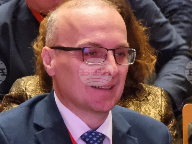 Антонио Милошоски: За България промените в конституцията са само врата, през която да прокарат още десетина подобни искания