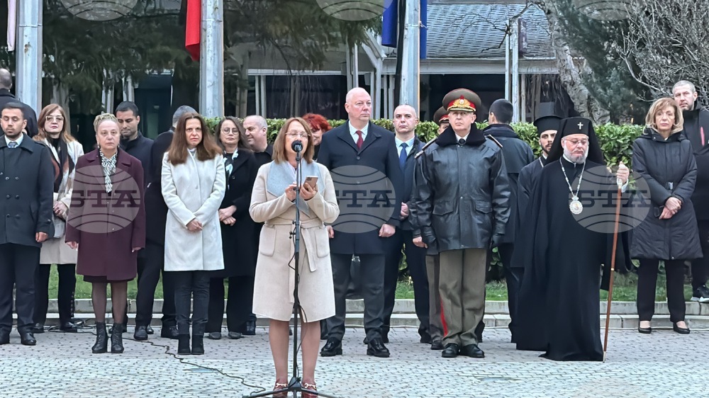 Казанлък - тържествена церемония по повод Трети март