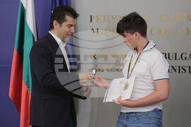  Министерски съвет - Кирил Петков - ученици