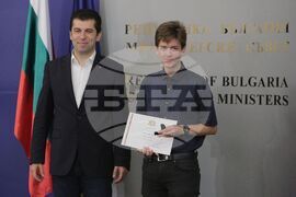  Министерски съвет - Кирил Петков - ученици