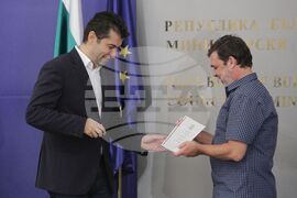  Министерски съвет - Кирил Петков - ученици