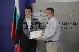  Министерски съвет - Кирил Петков - ученици