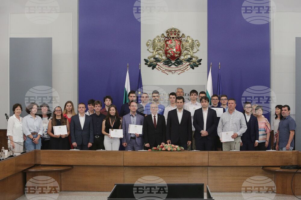  Министерски съвет - Кирил Петков - ученици