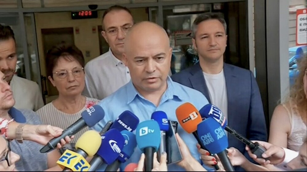 Георги Свиленски, БСП: ИБ ще предложи на Националния съвет два варианта за действие относно третия мандат