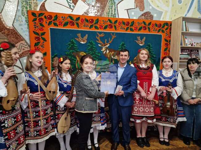 Украйна - Одеса - българска делегация - Национален празник