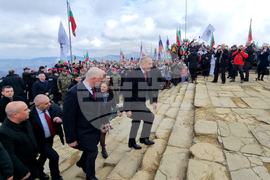 Връх Шипка - 3 март - Паметник на свободата