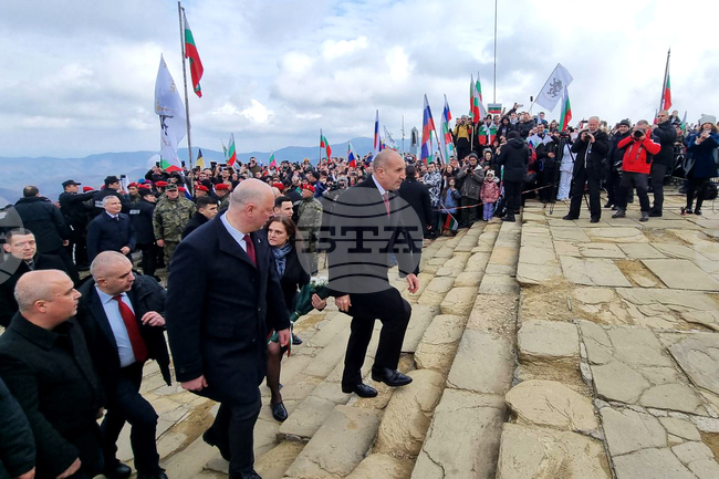 Връх Шипка - 3 март - Паметник на свободата