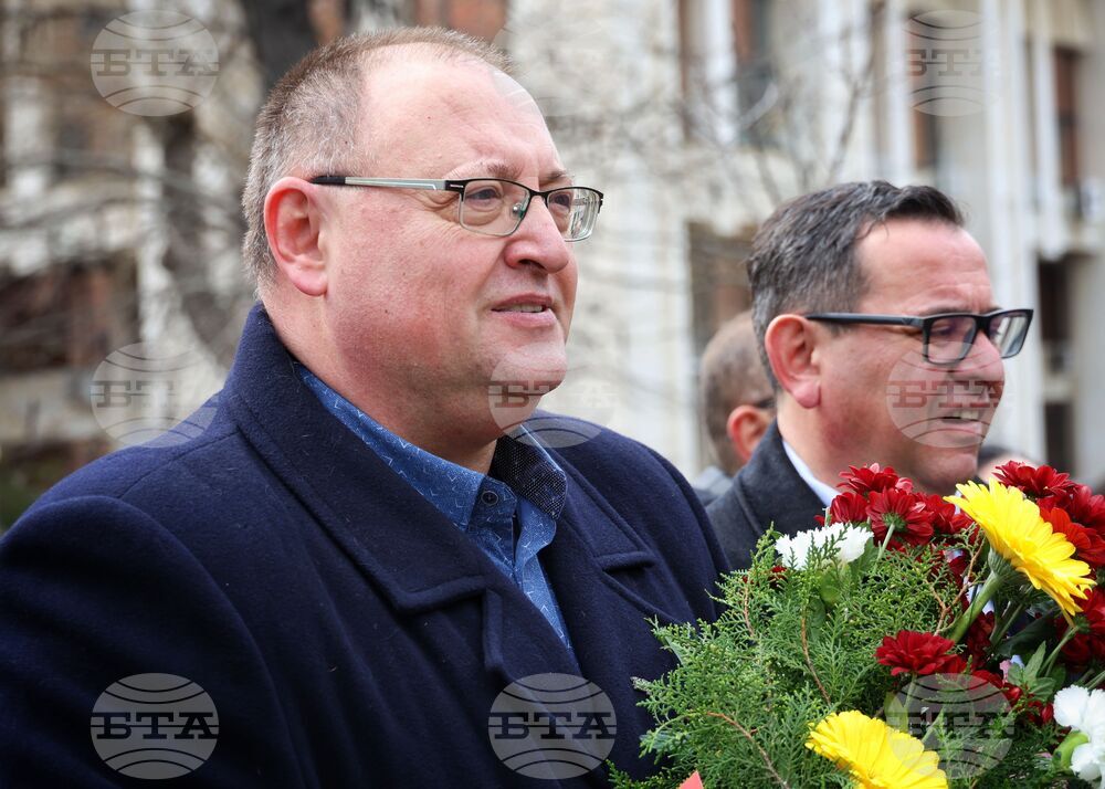 Бургас - паметник на загиналите руси - почит