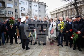 Бургас - паметник на загиналите руси - почит