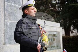 Бургас - паметник на загиналите руси - почит