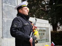 Бургас - паметник на загиналите руси - почит