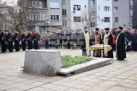 Бургас - паметник на загиналите руси - почит