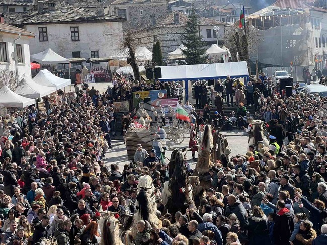 Традиционният кукерски празник "Песпонеделник" ще се проведе на 2 март в Широка лъка