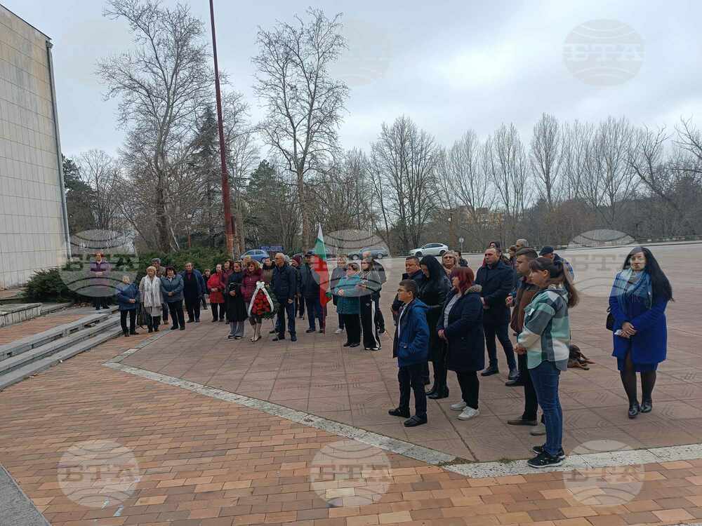Общественици и граждани на Лозница се преклониха пред загиналите за Освобождението на България