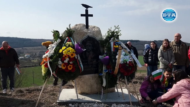 Паметник на Васил Левски откриха в разградското село Ушинци