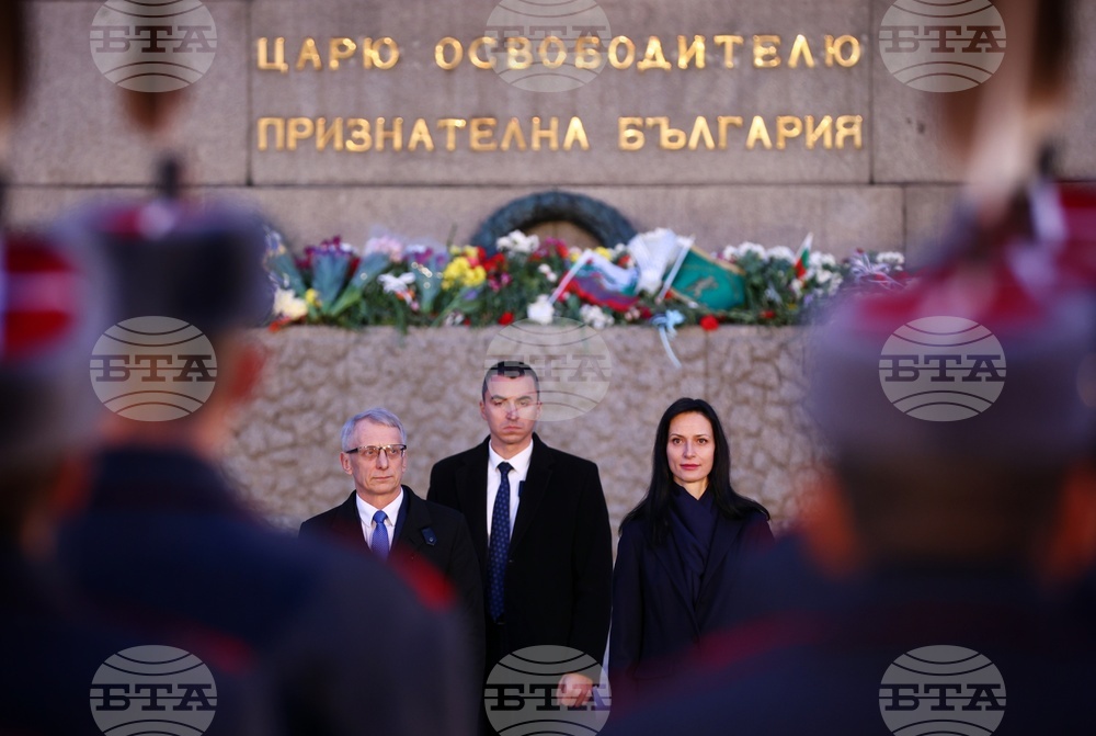 Национален празник на Република България - тържествена заря-проверка