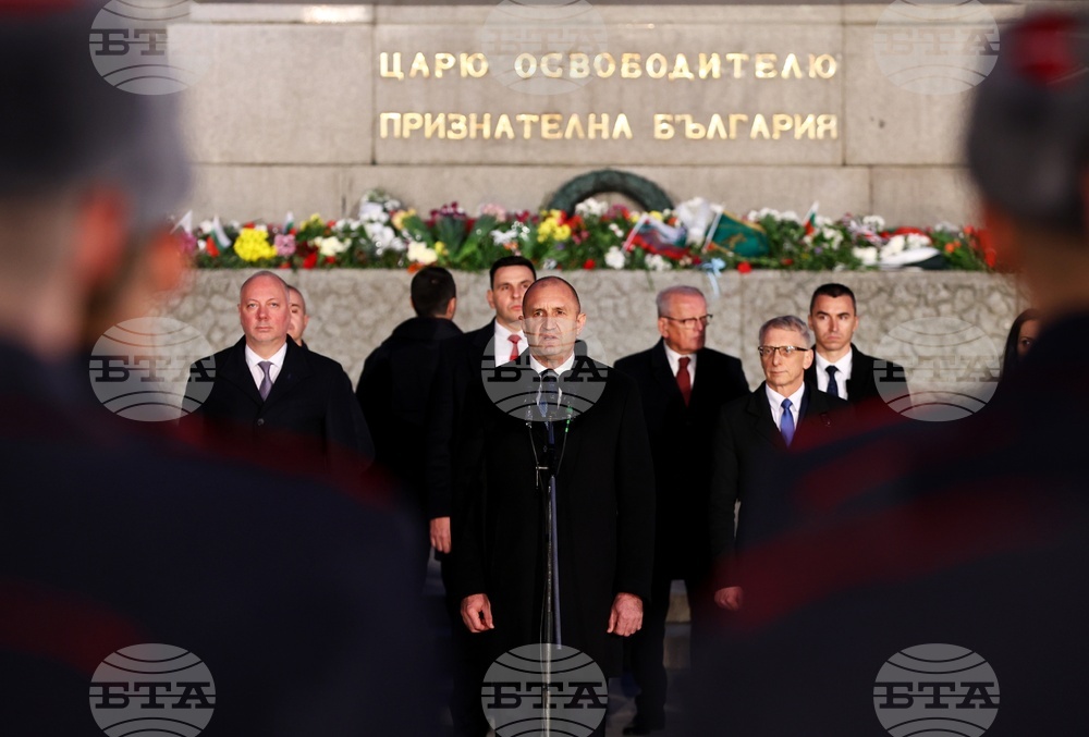 Национален празник на Република България - тържествена заря-проверка