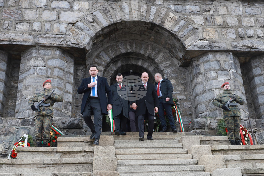 Връх Шипка - Национален празник - Паметник на свободата