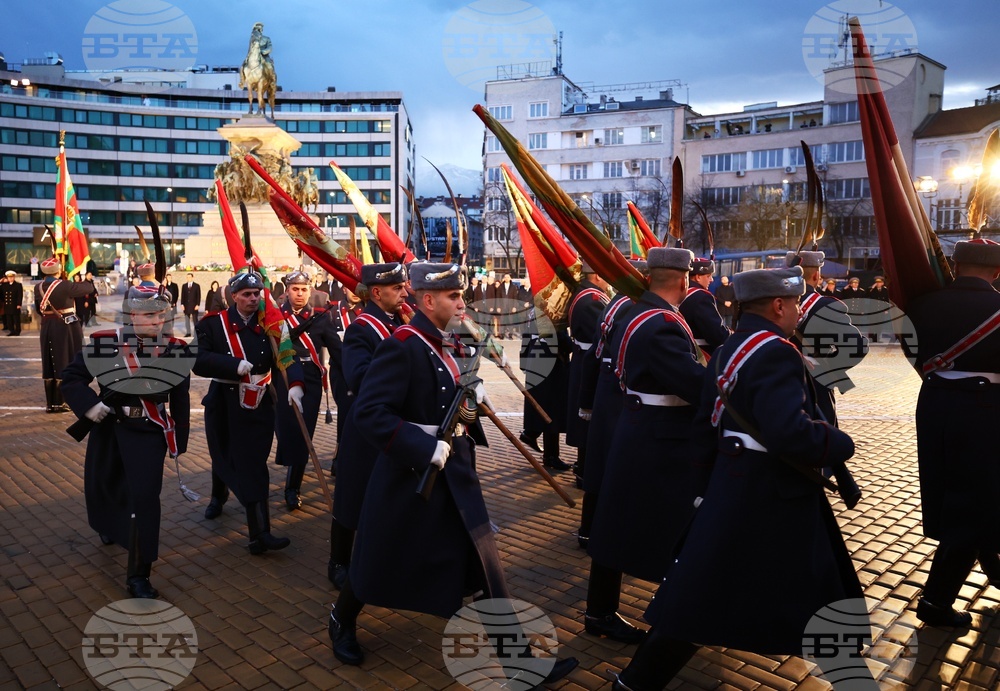 Национален празник на Република България - тържествена заря-проверка