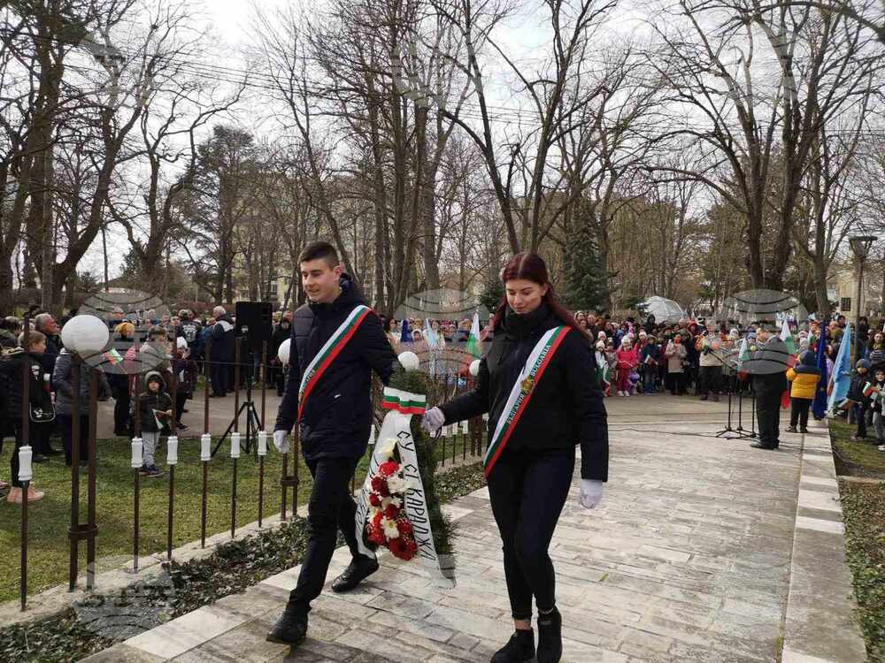 Община Каварна: Трети март, символ на новото начало, на надеждата и възкресението