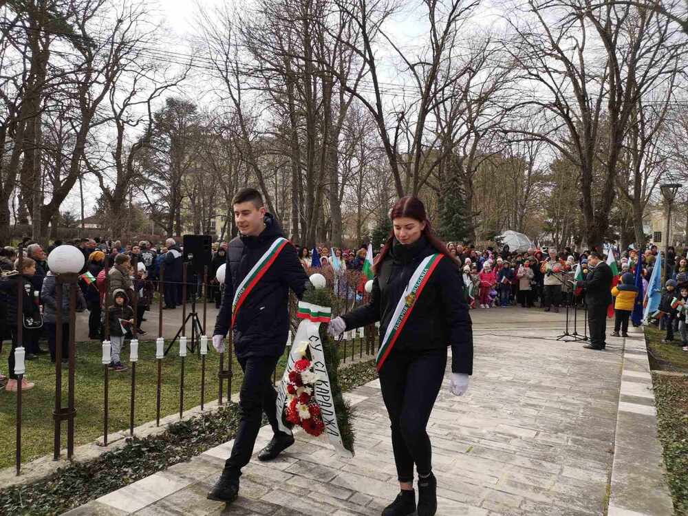 Община Каварна: Трети март, символ на новото начало, на надеждата и възкресението