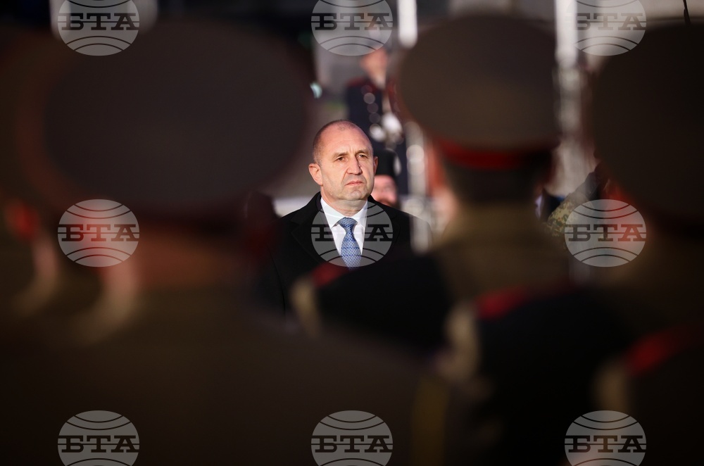 Национален празник на Република България - тържествена заря-проверка