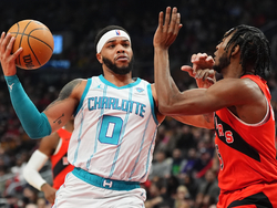 Hornets Raptors Basketball