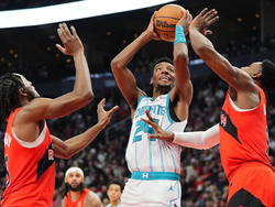 Hornets Raptors Basketball