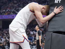 Knicks Cavaliers Basketball
